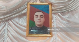 DSX-nin ildırım vurması nəticəsində həlak olan hərbçisi ilə Gəncədə vida mərasimi keçirilir – FOTO